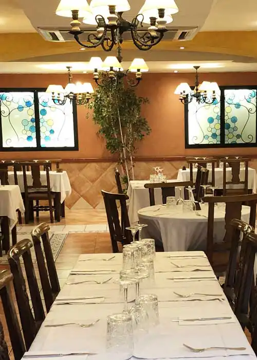 Group menus in the dining room